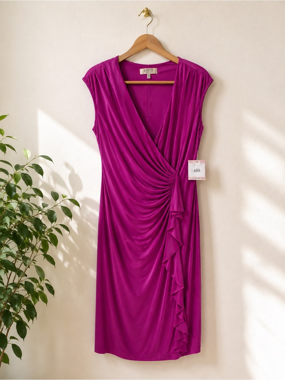 Kasper Magenta Faux Wrap Cascade Ruffle Sheath Dress Size 10 NWT Wedding Guest - Picture 2 of 7